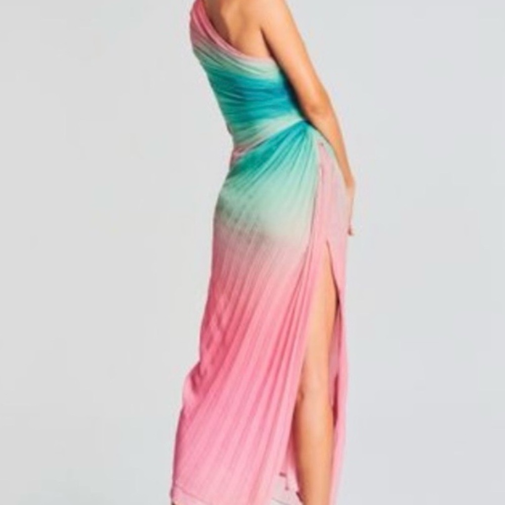 BNWT Rocco Sand Ombré One-Shoulder Maxi Dress - Size XS - Picture 2 of 9
